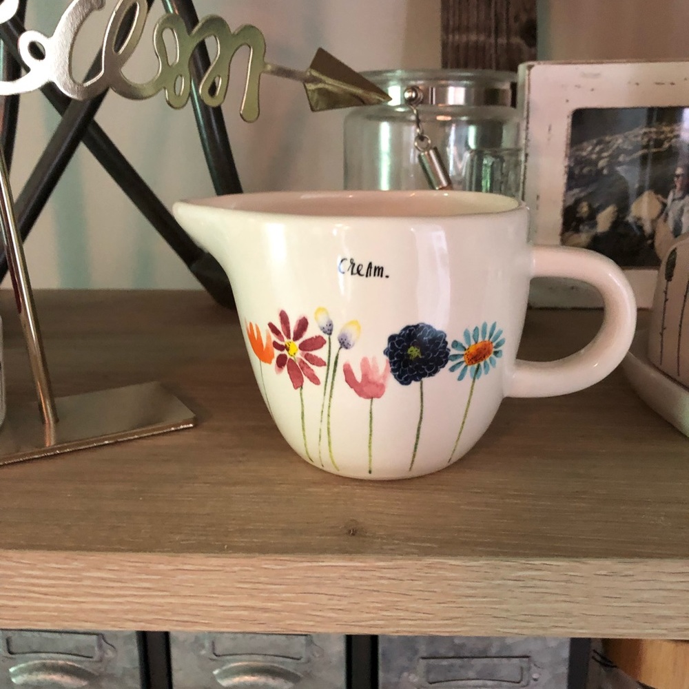 Rae Dunn creamer
